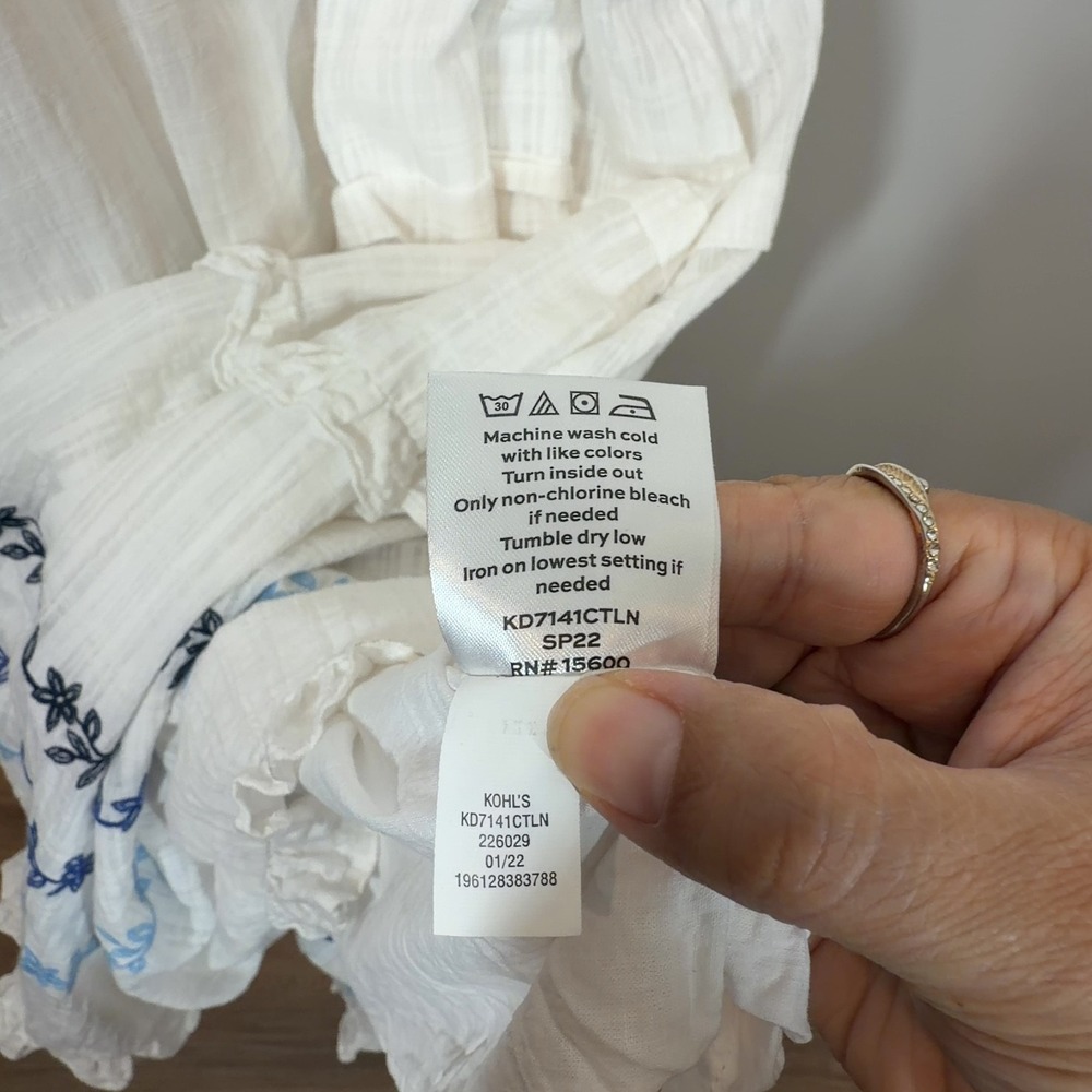 Draper James RSVP White Smocked Maxi Dress Blue Floral Embroidered Size L - Picture 6 of 7